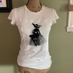 Eye catching cute top